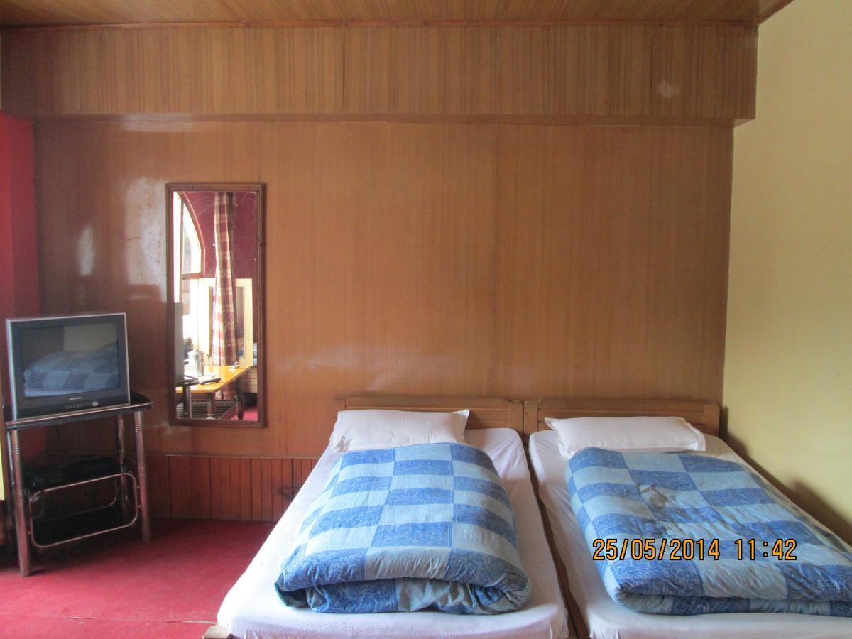Buin Pandey Lodge חדר תמונה